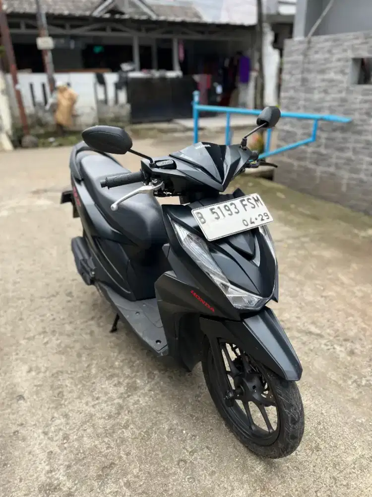 Dijual Beat Deluxe 2024 Cash/Kredit