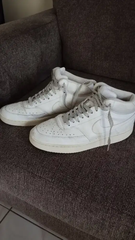 Sepatu NIKE size 42 /27cm Vietnam