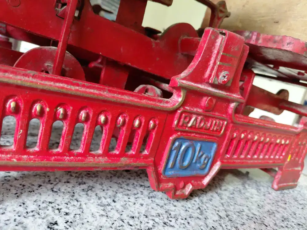 JUAL TIMBANGAN BESI BEBEK 10KG MERK RADJIN,ISTIMEWA,HARGA NEGO