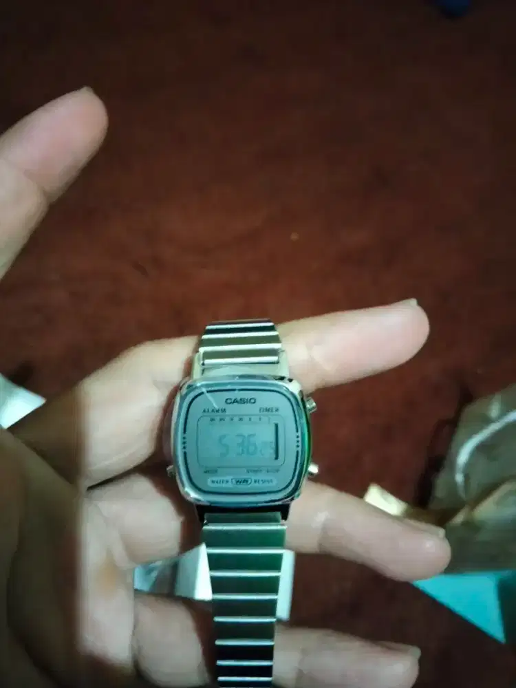 Casio LA670WA-7DF