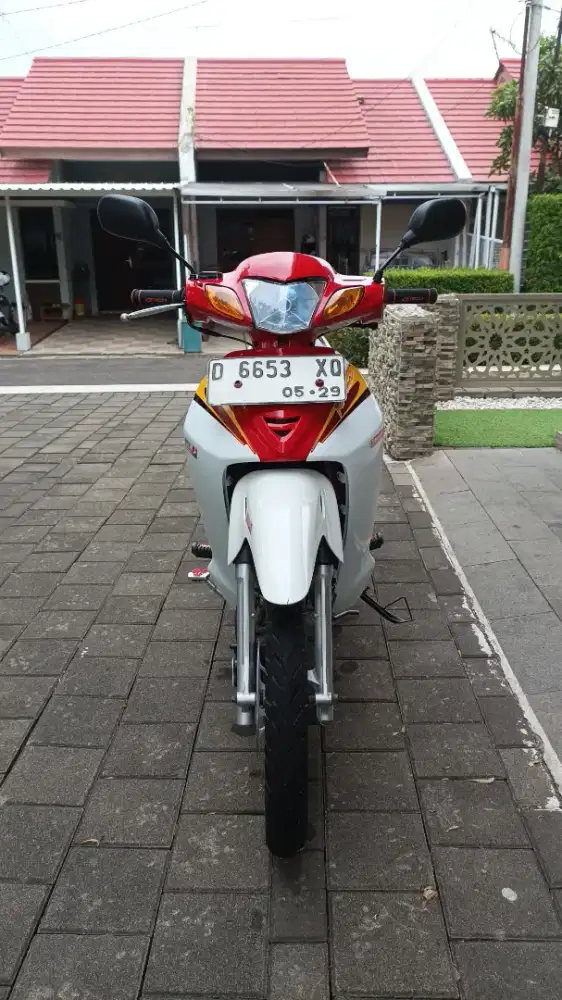 Karisma 125 tahun 2004