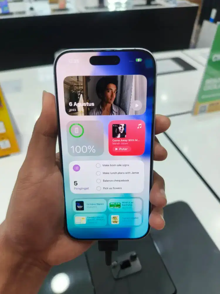 Kredit iPhone 17 Pro cukup KTP saja