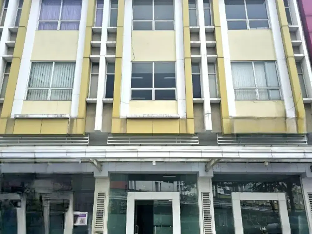 Ruko Siap Pakai di Emerald Summarecon Bekasi