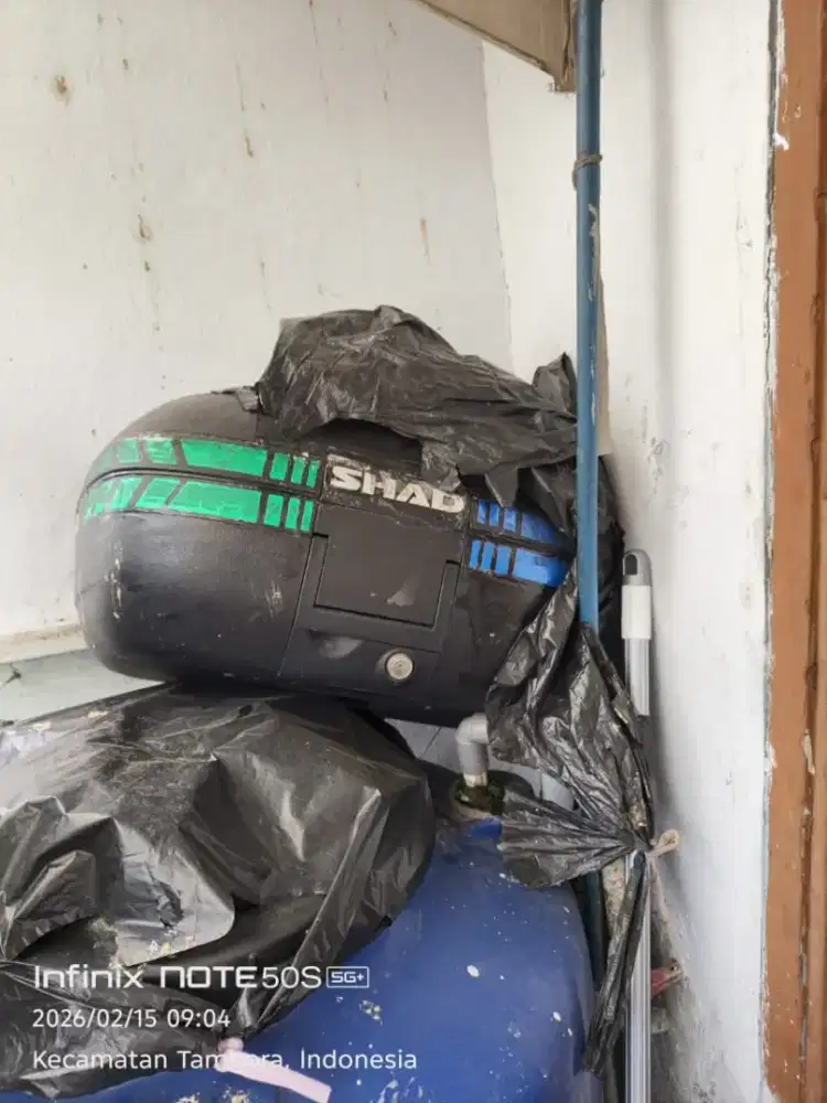 box motor shad sh42 kondisi terbilang mulus jarang pakai