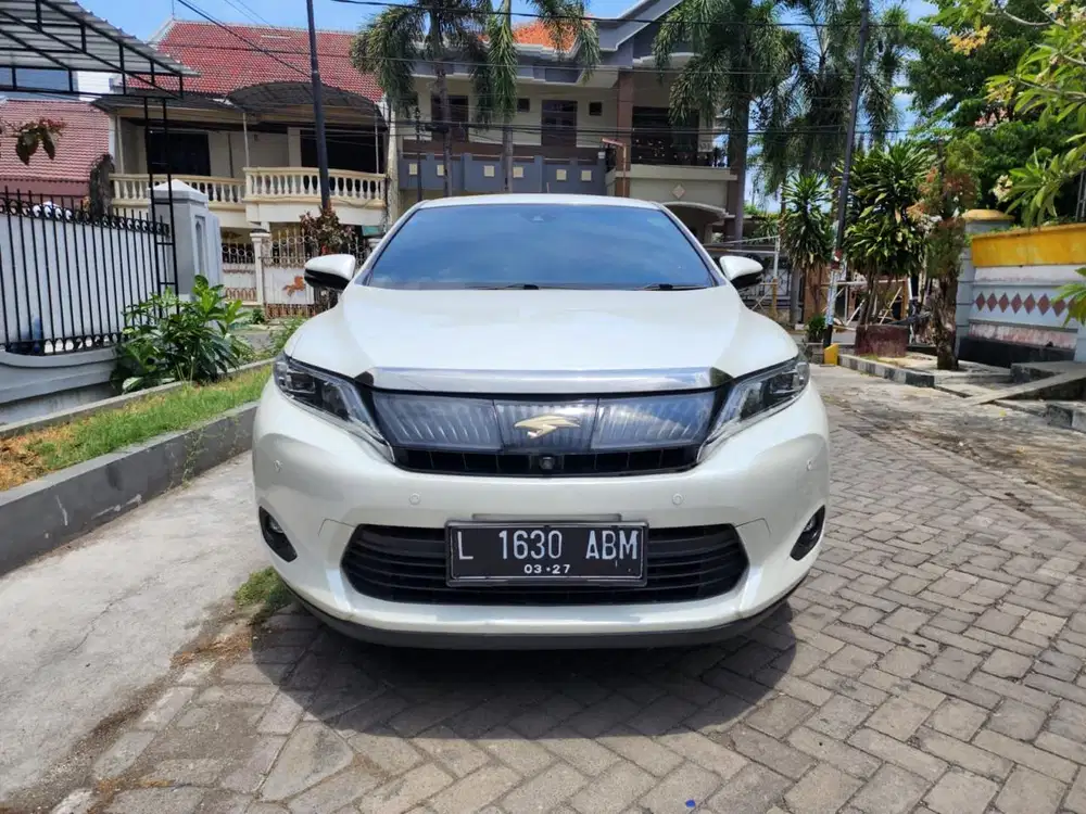 Toyota Harrier Prem Sound 2014.
