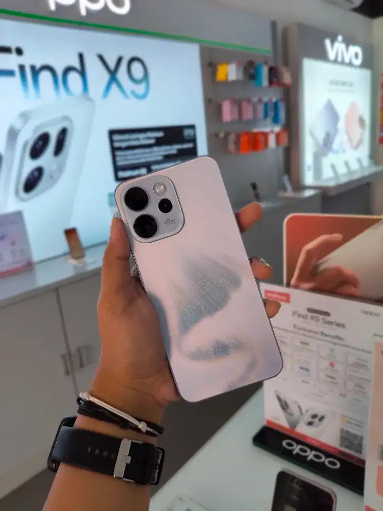 OPPO RENO 15F 5G Baru Segel – Promo Tebus Murah Provider / Aksesoris