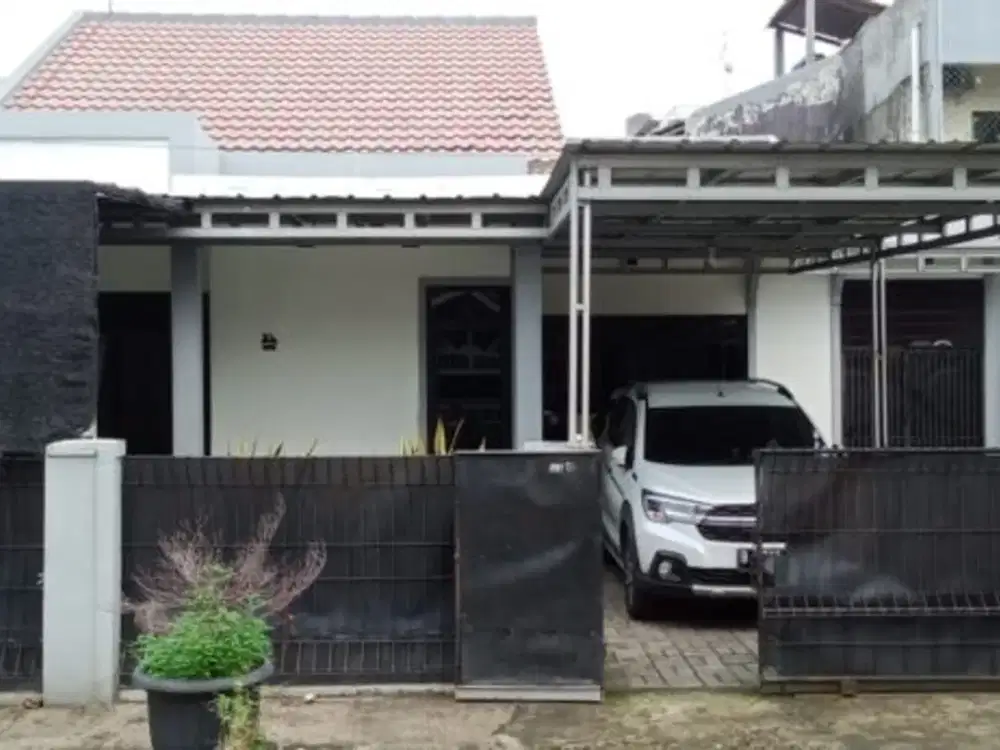 Di Jual Cepat Rumah Luas Hook Siap Huni