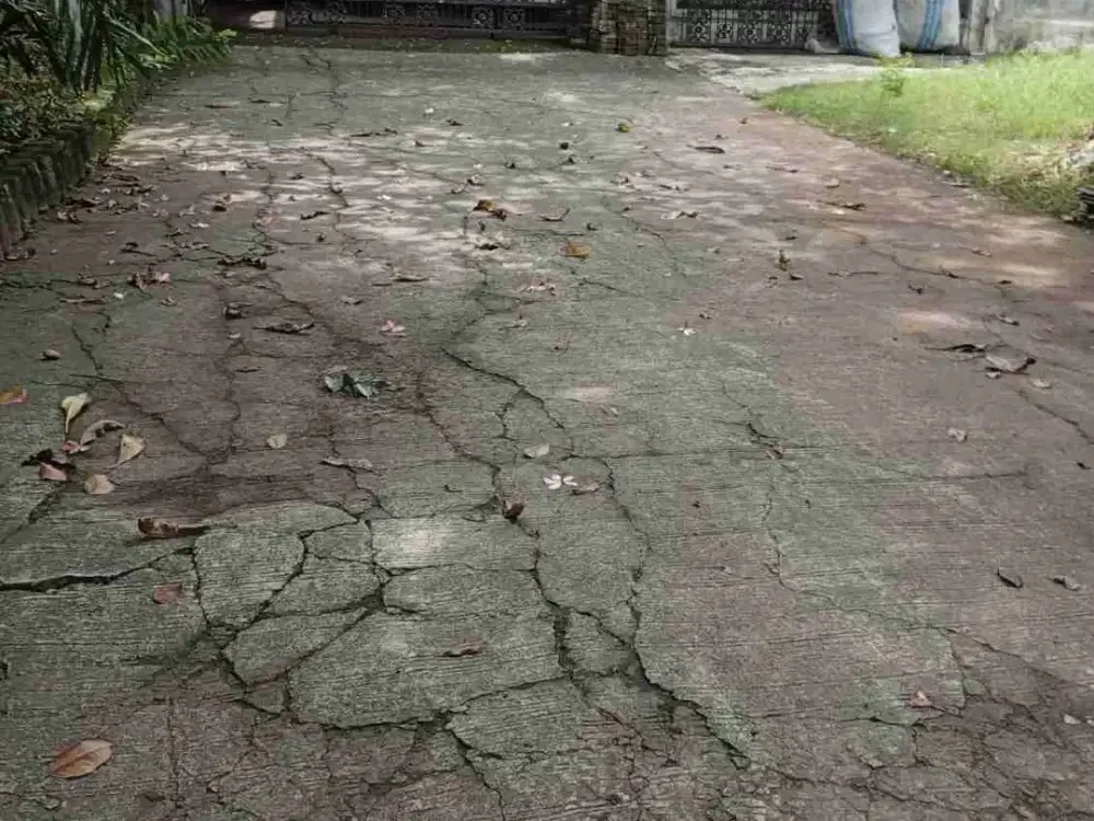 Rumah dekat komplek PTB Duren Sawit Jakarta Timur