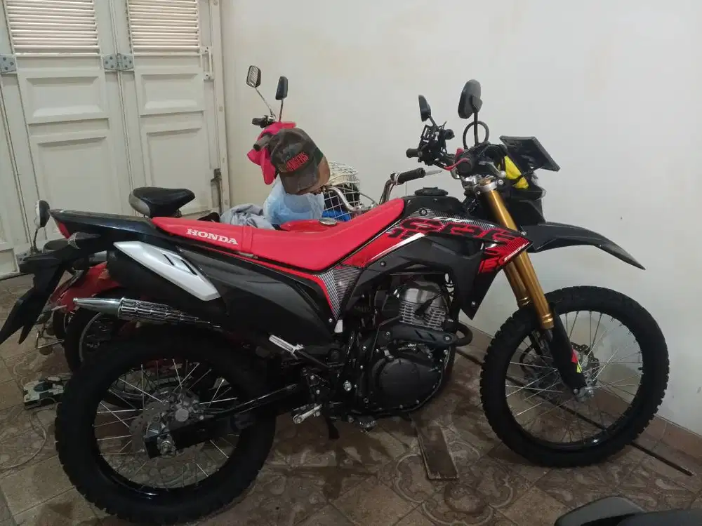 Honda CRF 150L Th 2024 Gress Low KM like new