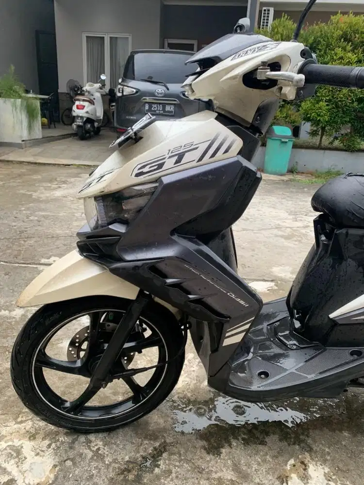 Yamaha Xeon GT 125