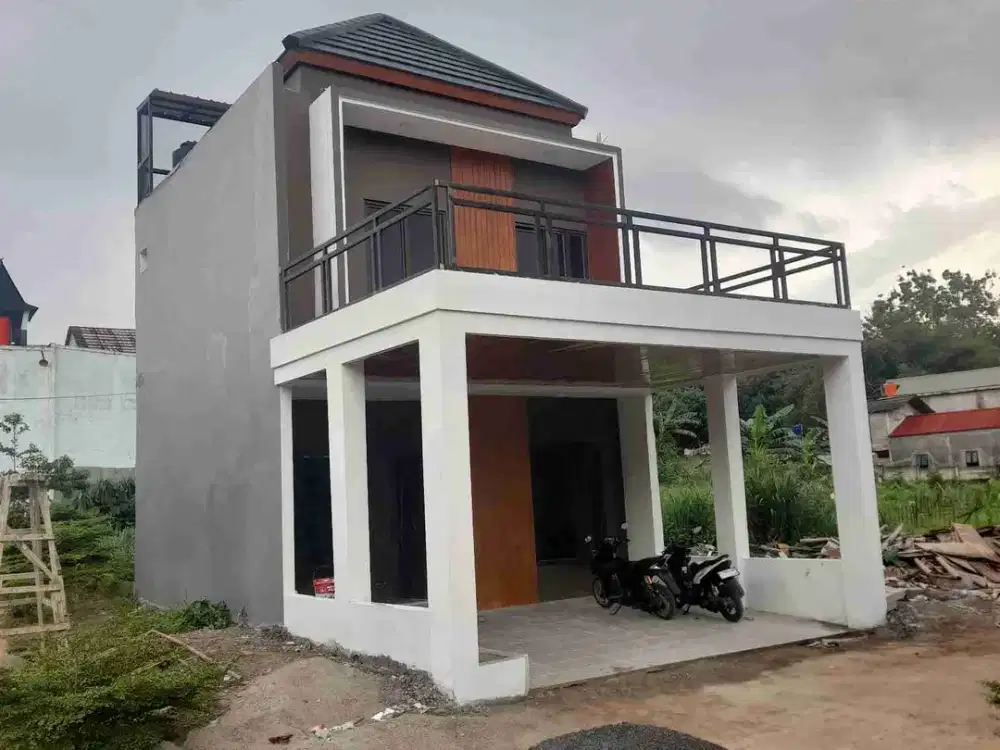 Rumah 2 lantai super strategis dekat Tol Jatiwarna , cukup booking 5juta ,cicilan 5juta an