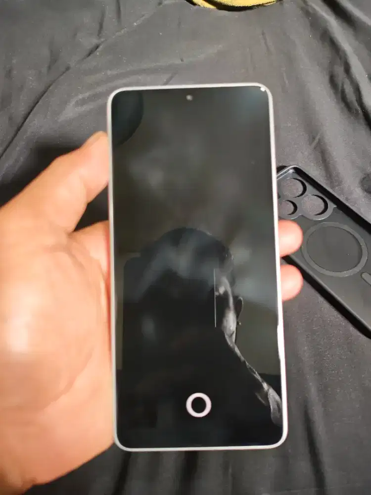 Di jual poco f6 ram 8/256 fullset mulus kaya baru