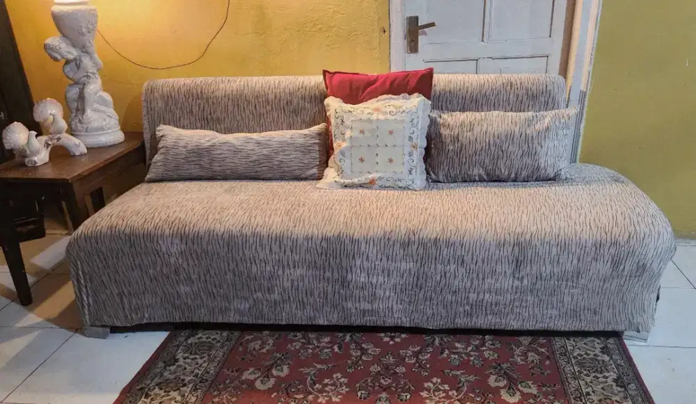 Sofa Panjang/Bed/Santai.