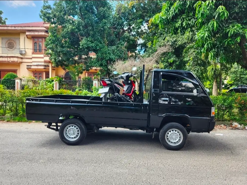 Mitsubishi L300 solar pickup 2022 pemakaian 2023