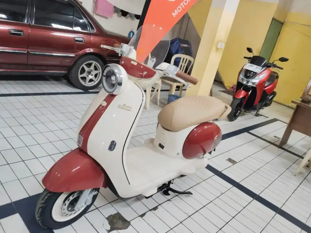 Yadea OVA ( BARU ) berbagai warna