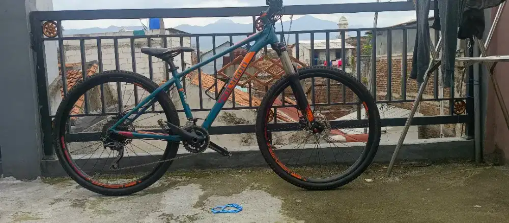 Sepeda XTRADA 6 2019