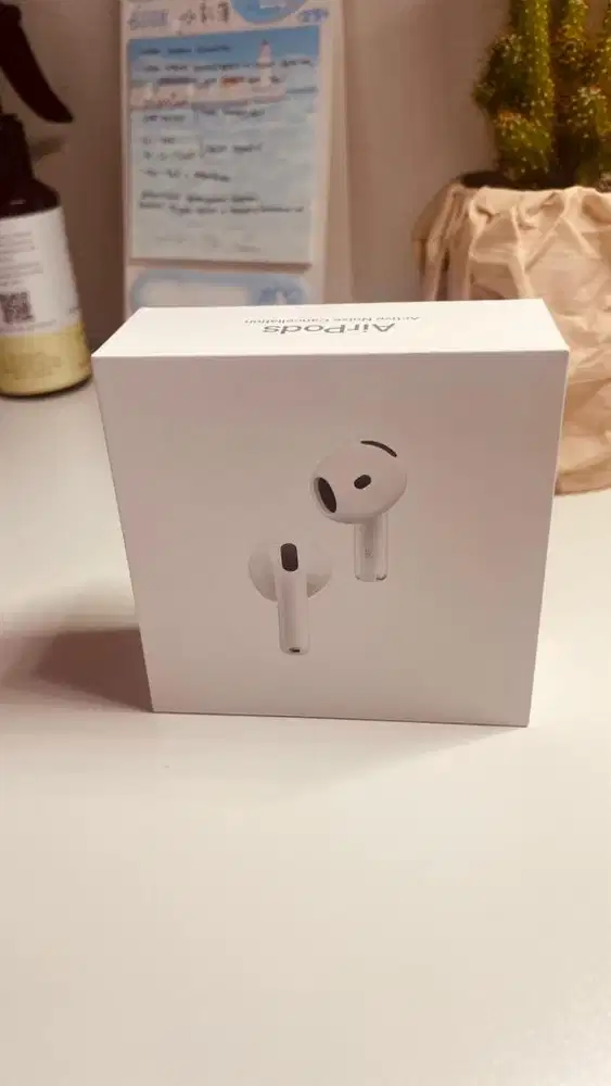 Airpods 4 with ANC masih segel