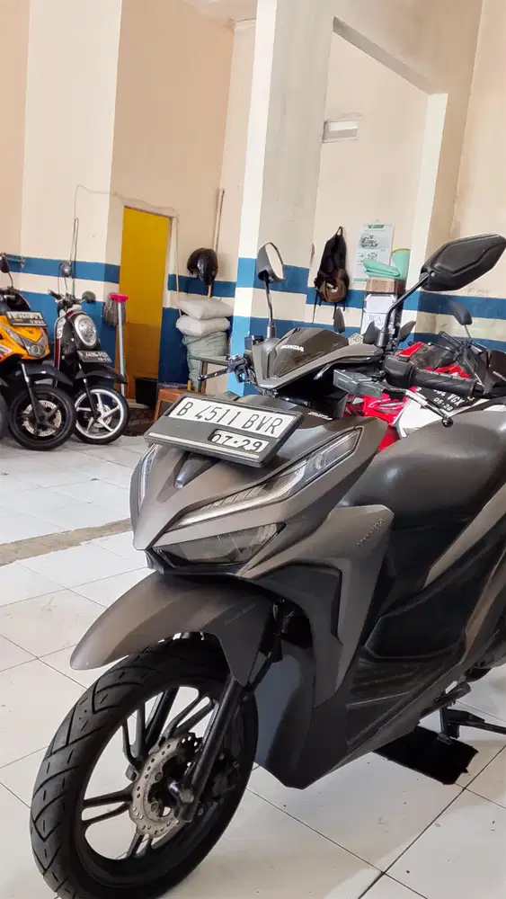 for sale Honda Vario 150cc 2019 surat lengkap