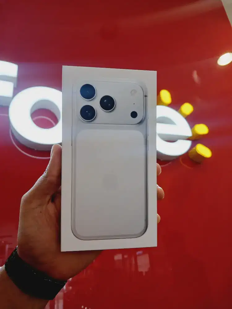 iPhone 17 PM 512 & 1TB Silver Stok Terbatas