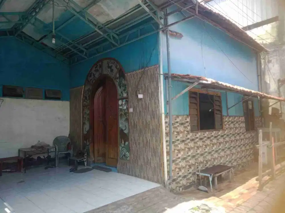 Jual Rumah (butuh renov) sangat cocok untuk usaha Kos²an  Waru Sidoarjo