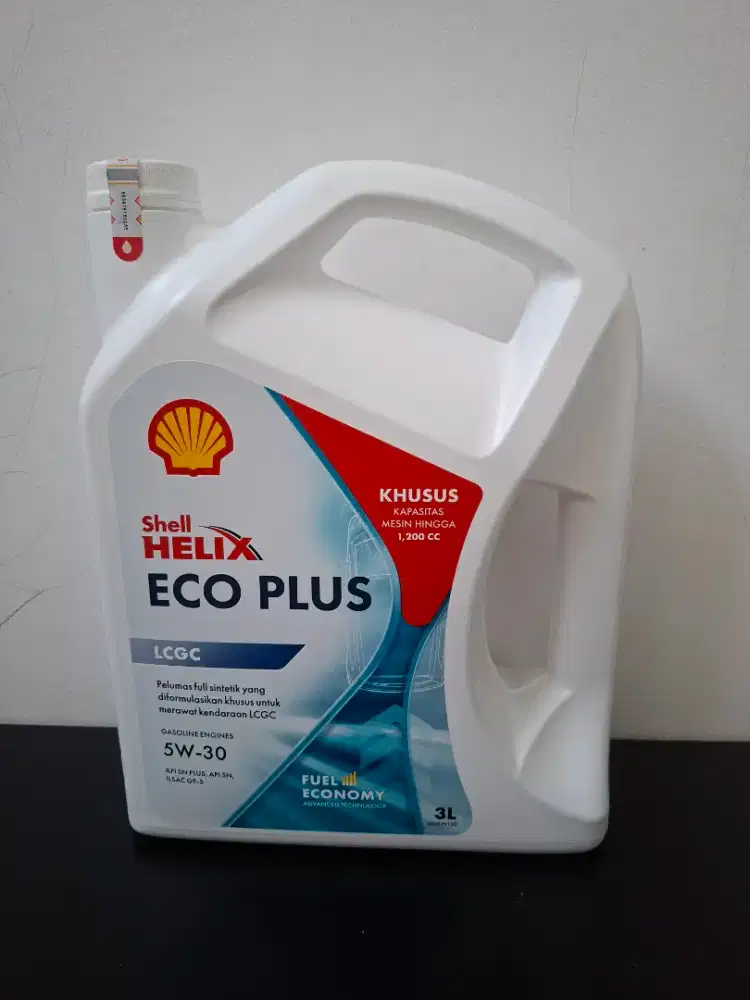 Oli Mesin Mobil LCGC Shell Helix ECO Plus 0W-20 (3L)