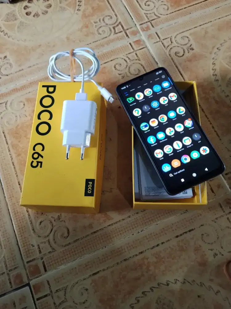 Dijual Hp xiomi poco C65 ram 8gb/265 matap