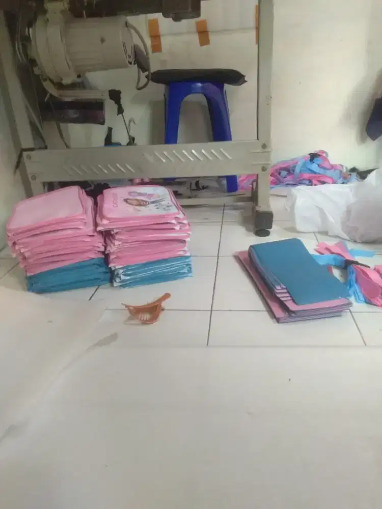 Dicari helper untuk konveksi tas