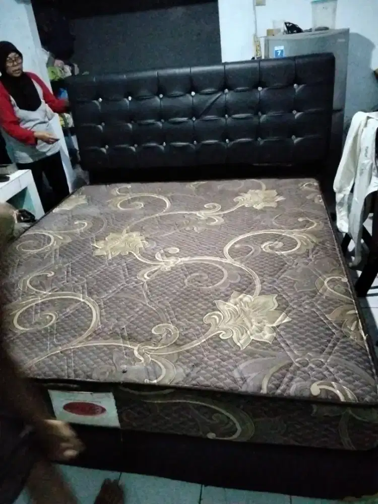 DI JUAL DIPAN KASUR