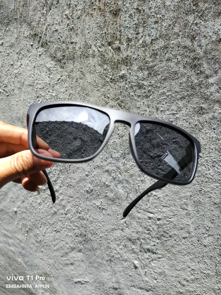 Kacamata siang malam