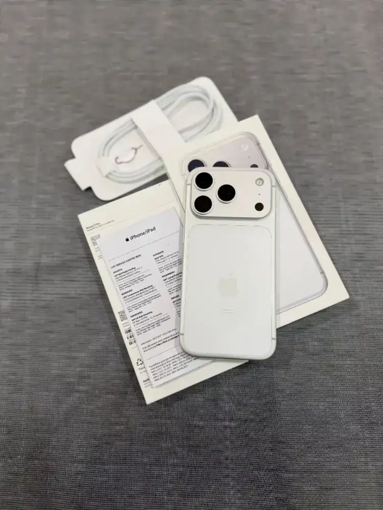 iPhone 17 pro 256 ibox warna silver