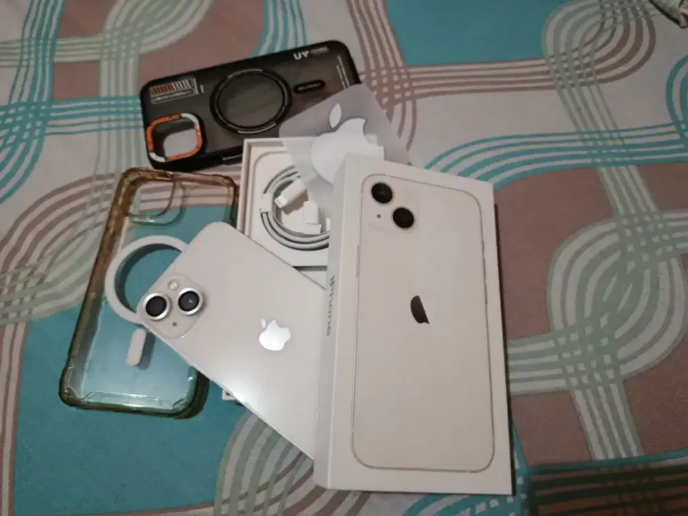 iPhone 13 Starlight 256gb ex-ibox