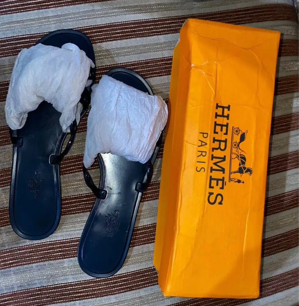 Sendal Herm*es (second/bekas)