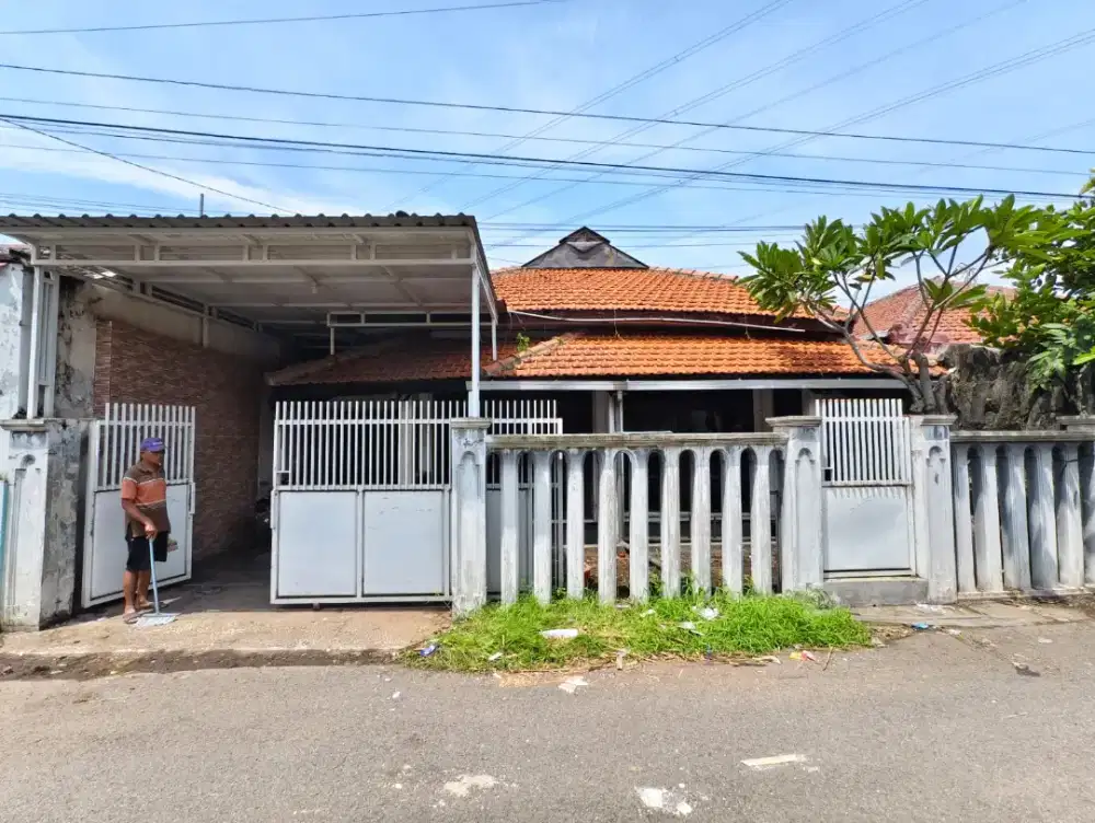Dijual tanah dan bangunan 1 lantai