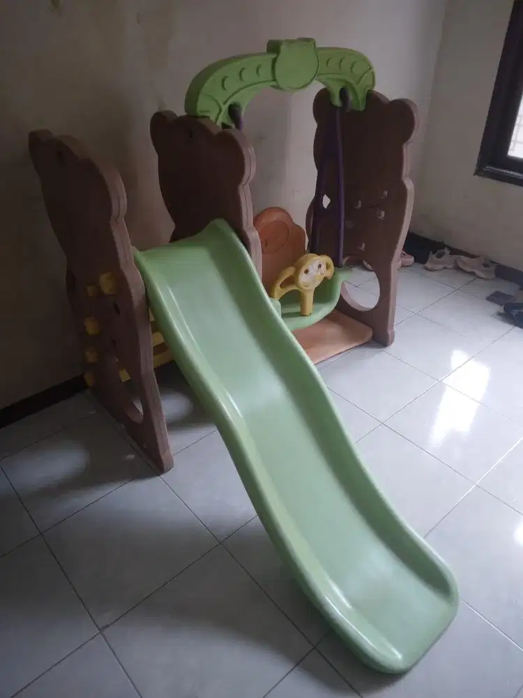 Perosotan dan ayunan anak murah