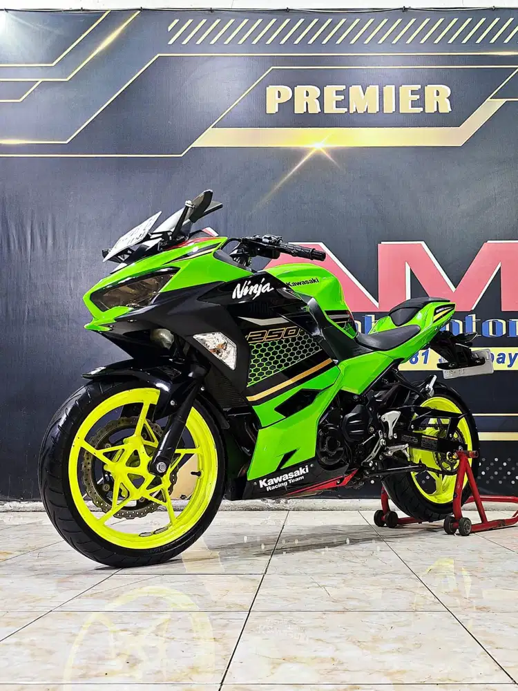 Kawasaki New Ninja 250 FI SE KRT TH 2019 odo 8rb like new