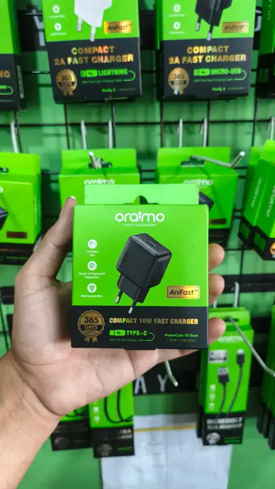 TRAVEL CHARGER TYPE C ORAIMO OCW-1111E+C53