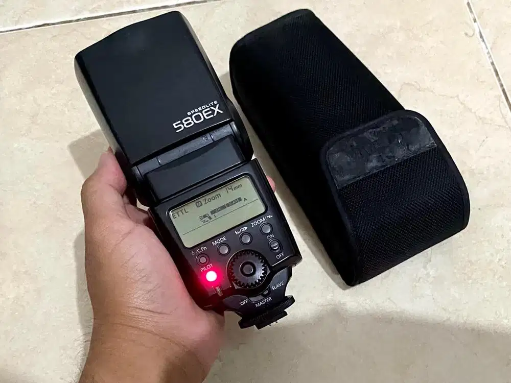 Canon speedlite 580EX