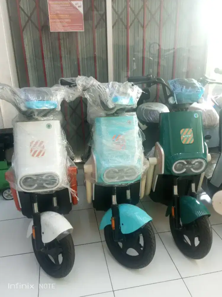 Sepeda listrik enine