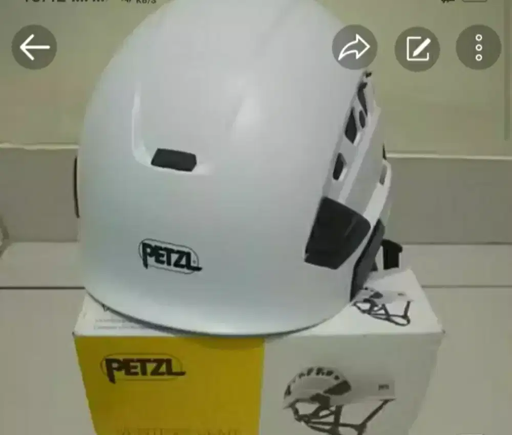 Di jual helm fetzl