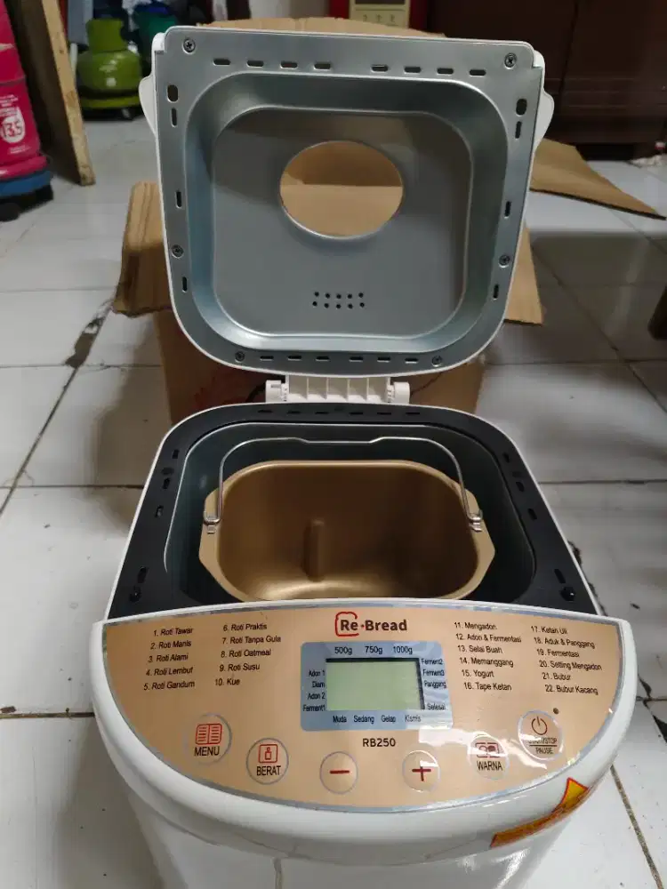 re bread maker RB250 (alat pembuat roti)