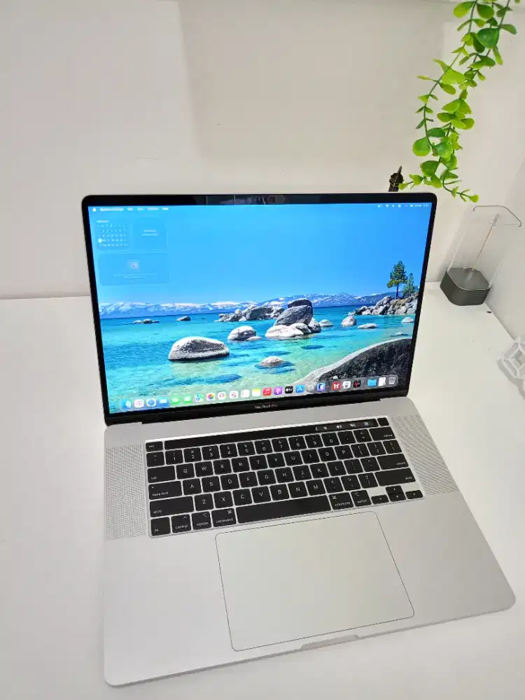 MACBOOK PRO TB 2019 16 INCH I7 16/512 DENT