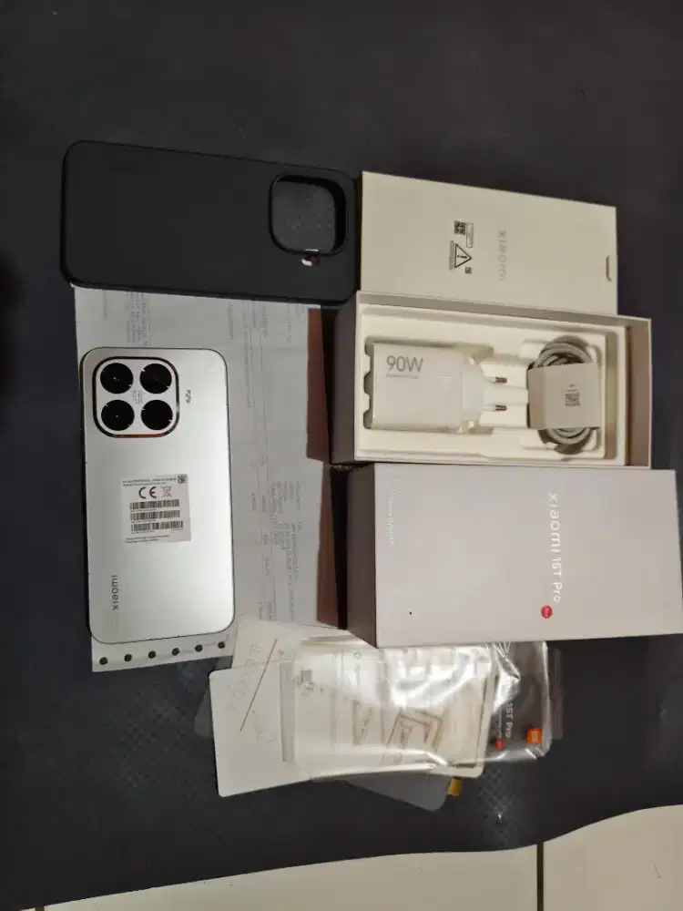 Xiaomi 15T pro 12/512 Gb fullset original mulus bisa TT/BT