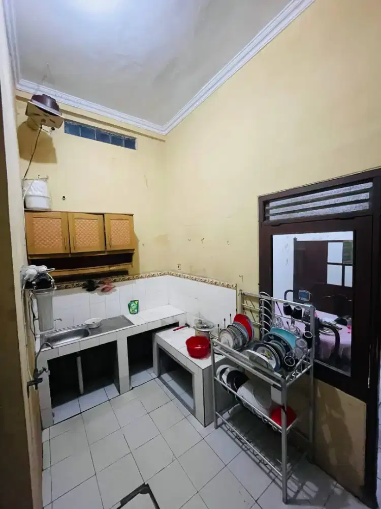 Dijual rumah 1,5 lantai siap Huni dekat Unimus dan Rsud Ketileng