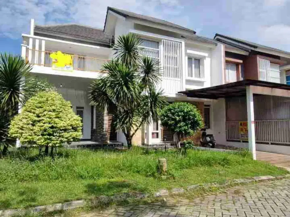 RUMAH MEGAH KOMPLEK METLAND CILEUNGSI
