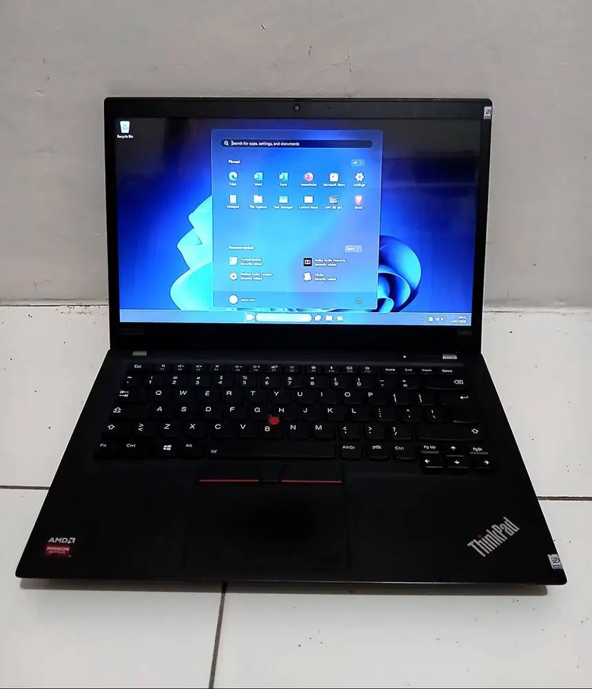 Thinkpad T495s Ryzen 5 3500U 8GB/256GB NVMe Windows 11 pro AMD Lenovo