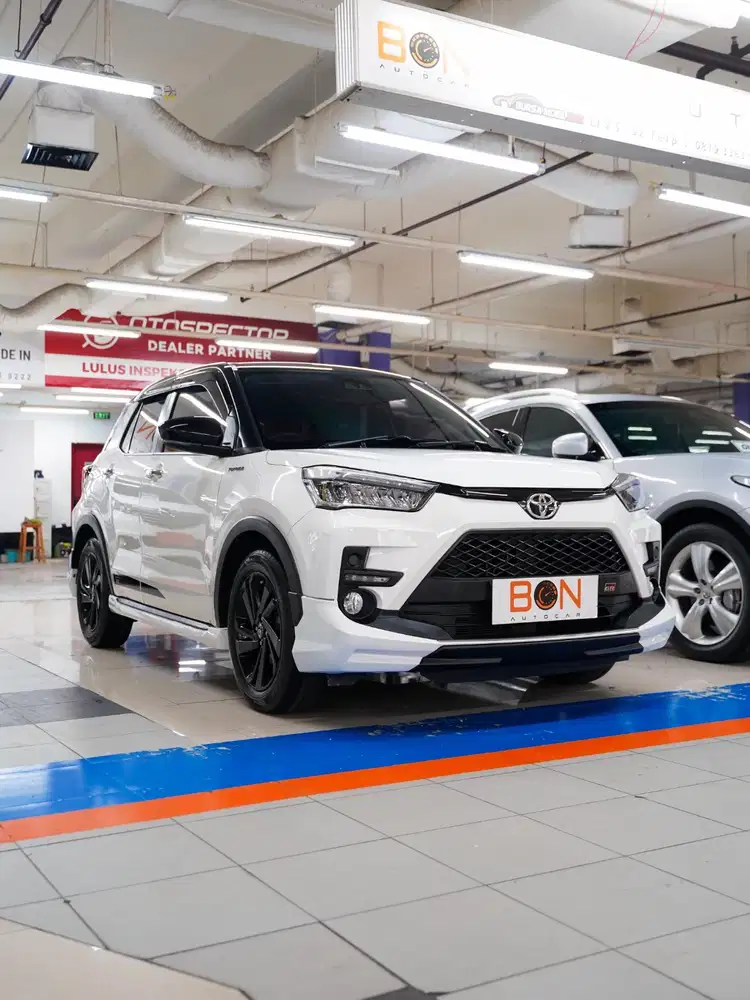 TOYOTA RAIZE GR TSS TWO TONE 2022 1ST HAND