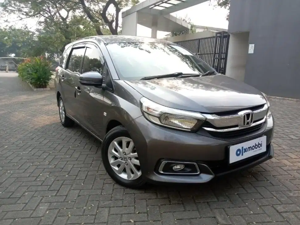 DP RINGAN Honda Mobilio 1.5 E Bensin-MT 2020 Abu-Abu CSRGB