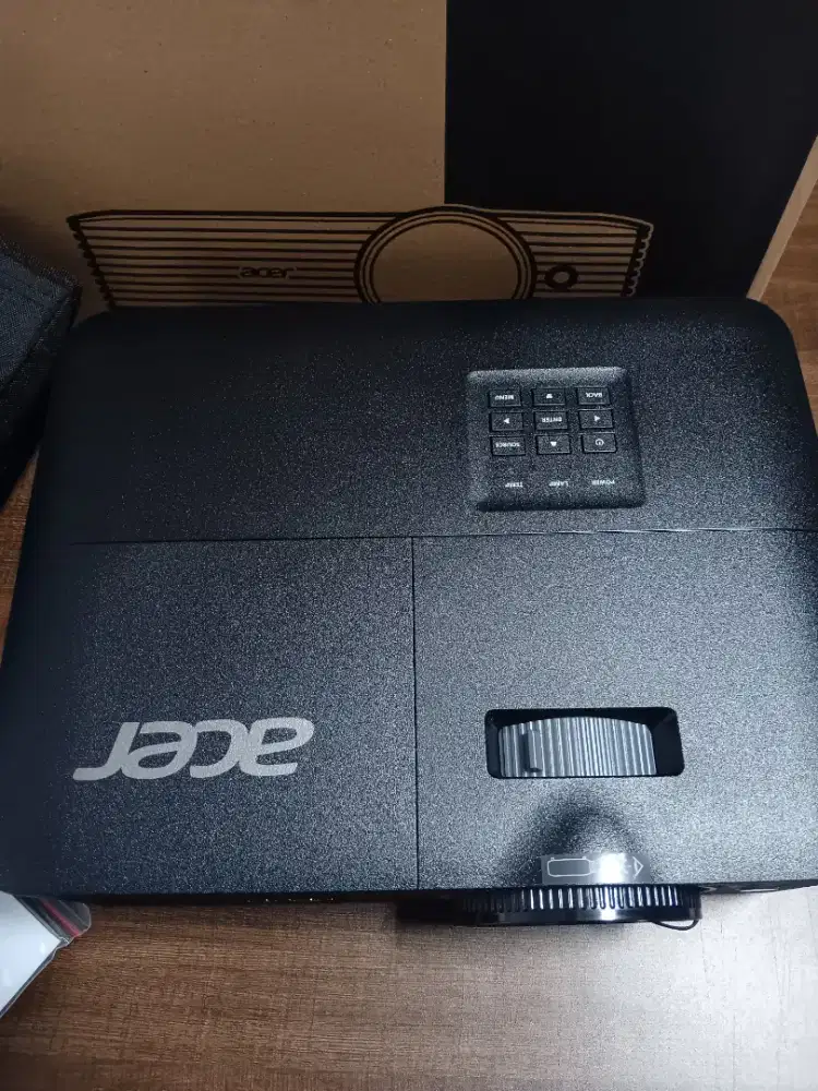 Proyektor ACER lengkap