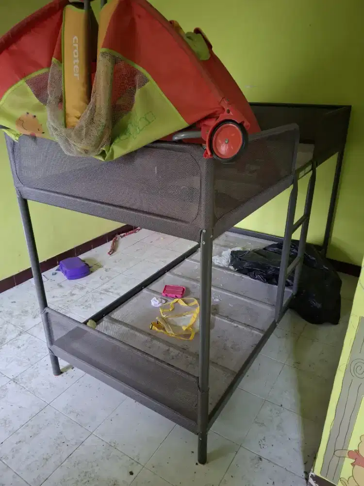 TUFFING Rangka tempat tidur tingkat abu ( IKEA)