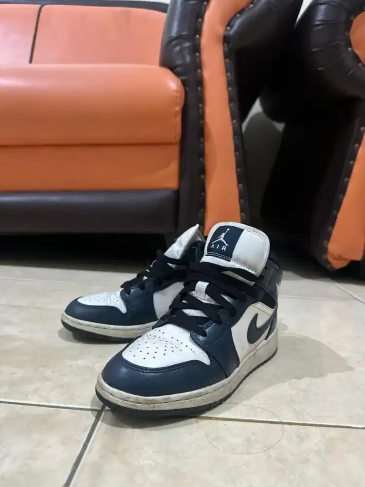 Nike Air Jordan 1 Mid